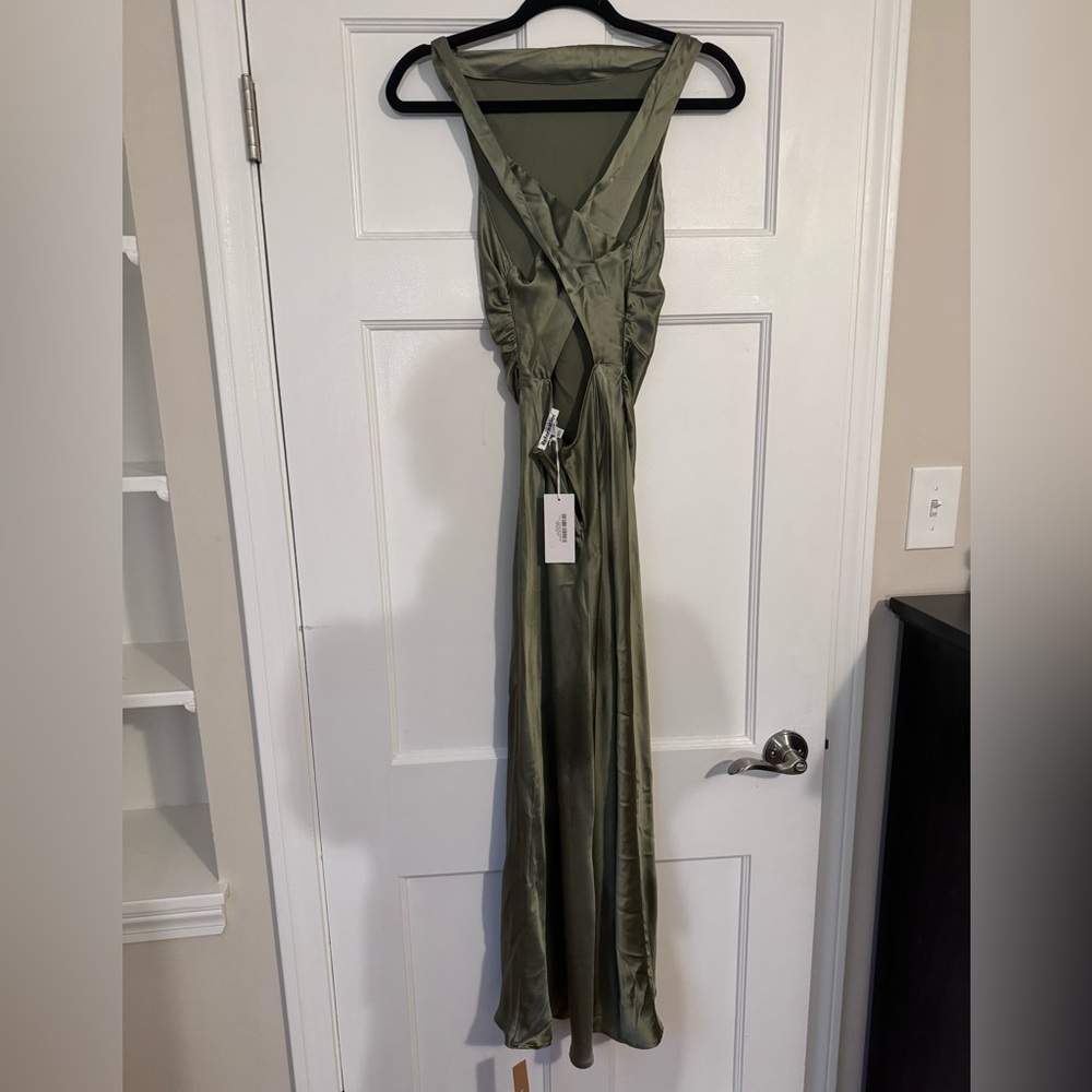 Reformation - size 2 - Silk Casette Dress (color: artichoke) - Picture 2 of 7